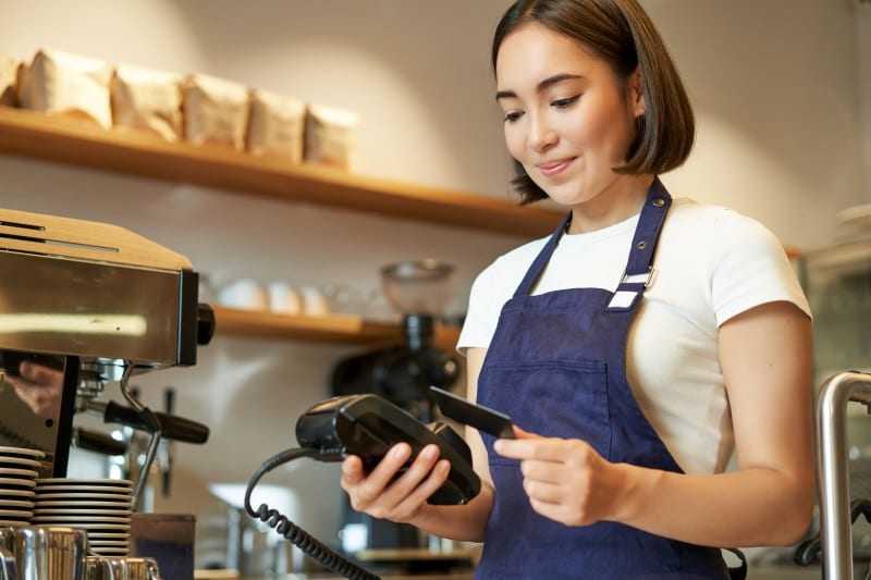9 Rekomendasi Aplikasi POS untuk Bisnis Cafe dan Kuliner